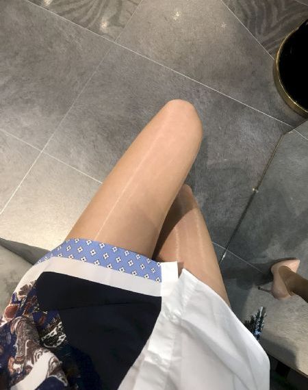 女老师在线_免费国语